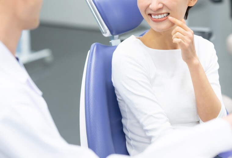 歯医者専用の高濃度薬剤により歯を白く美しく